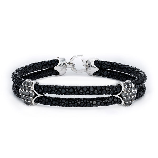 B441 - Silver with Black Diamond Clusters